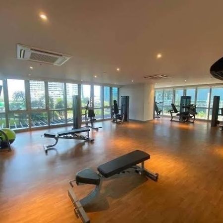 Bgc, Uptown Parksuites Tower 2 Taguig Esterno foto