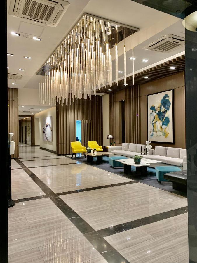 Bgc, Uptown Parksuites Tower 2 Taguig Esterno foto